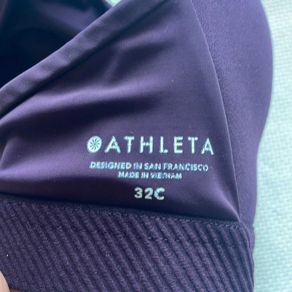 Athleta Advance Bra Size 32C Agate Purple High Impact Sports Bra Running Gym EUC